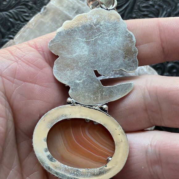 Tree With Blue Topaz and Sardonyx Pendant Crystal Stone Jewelry - Picture 5 of 7